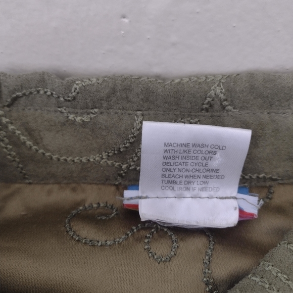 Cre8ions Vintage Faux Suede Button Front Embroidered Shirt / Shacket Size L - Picture 11 of 14